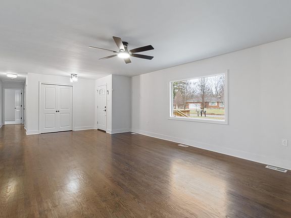 5th image of 1655 W 63rd Ave