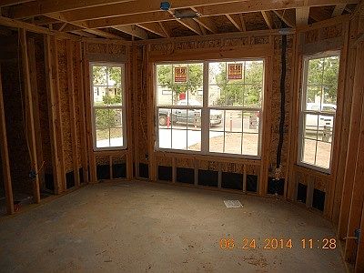 3rd image of 1008 N Jefferson St