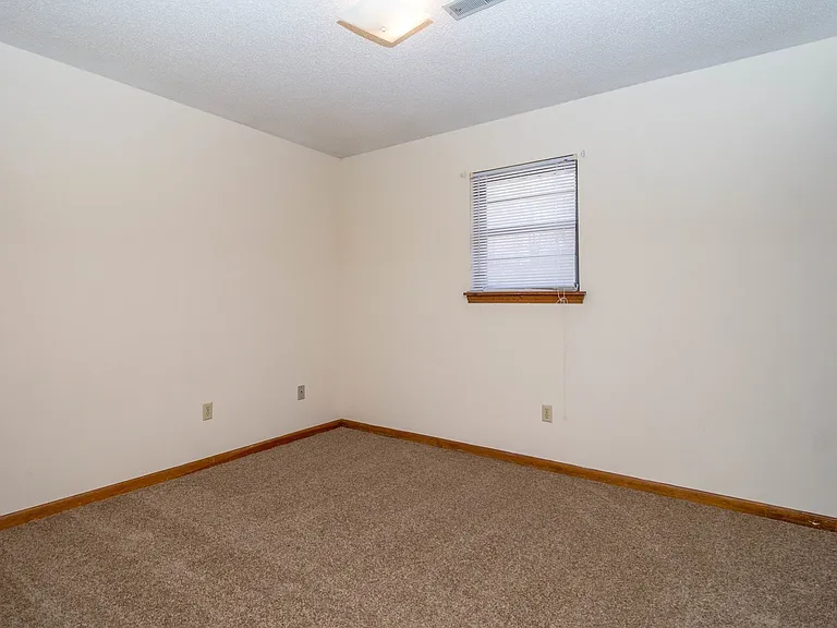 1616-1618 Handley Pl — Photo 28