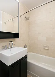 Rented by Pinnacle City Living