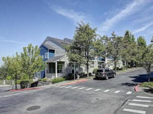 1970 15th Ave NE, Issaquah, WA 98029