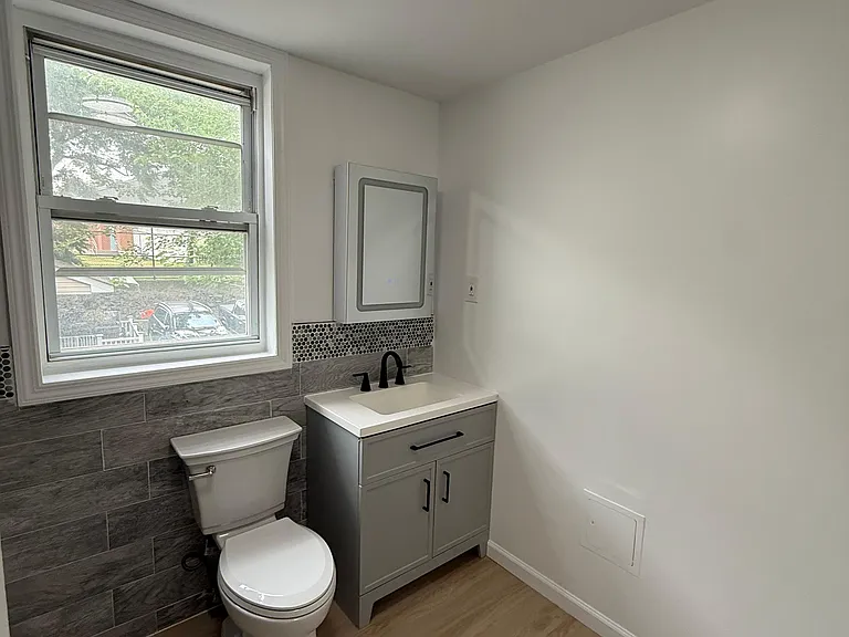 12 Cedar Pl #2 — Photo 12