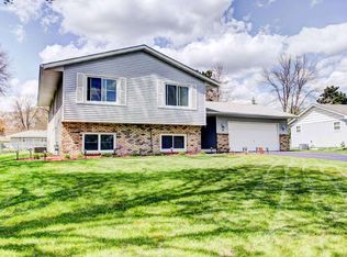 9560 99th Pl N, Maple Grove, MN 55369