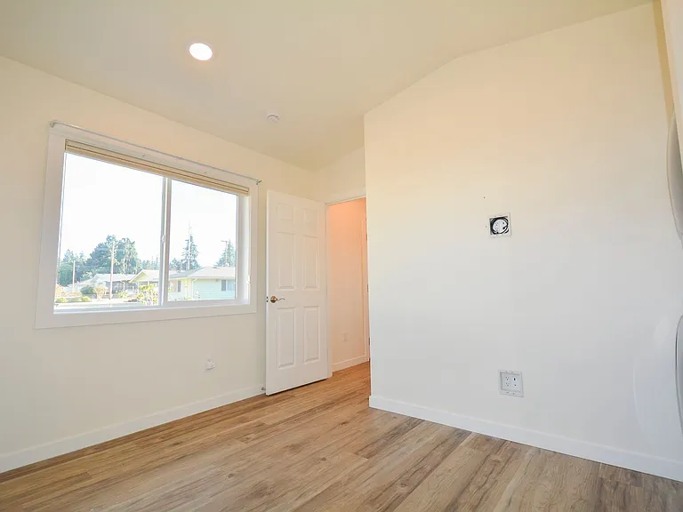 2911 NE 124th Ave — Photo 28