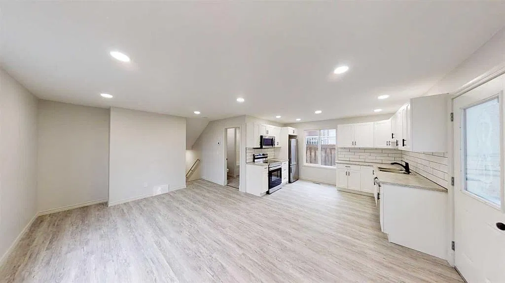 2 bed, 1.0 bath, 1000 sqft, $1,400 — Photo 2