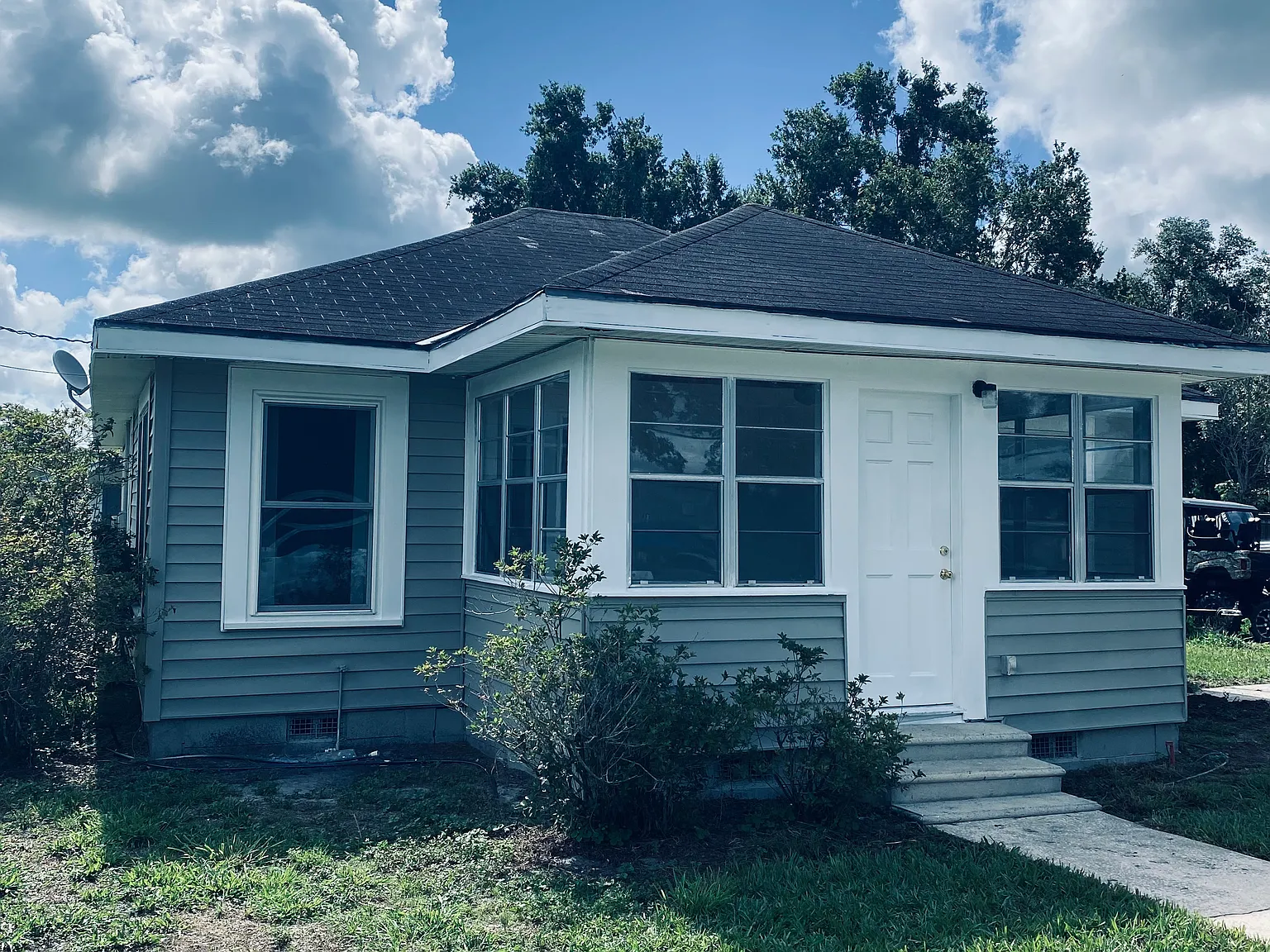 2 bed, 1300 sqft, $1,400 — Photo 2