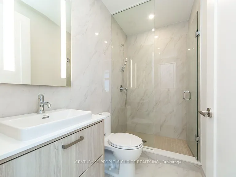 858 Dupont St #Penthouse 32 — Photo 35