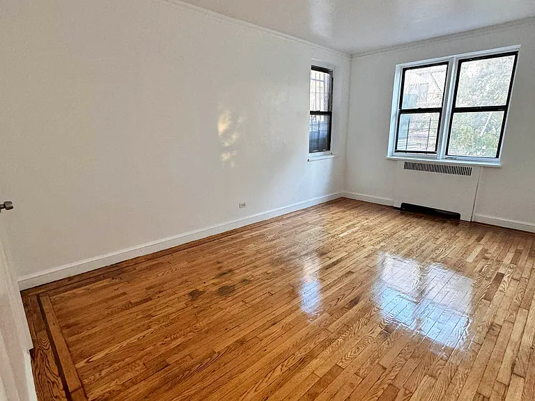 85 McClellan St #3H — Photo 6