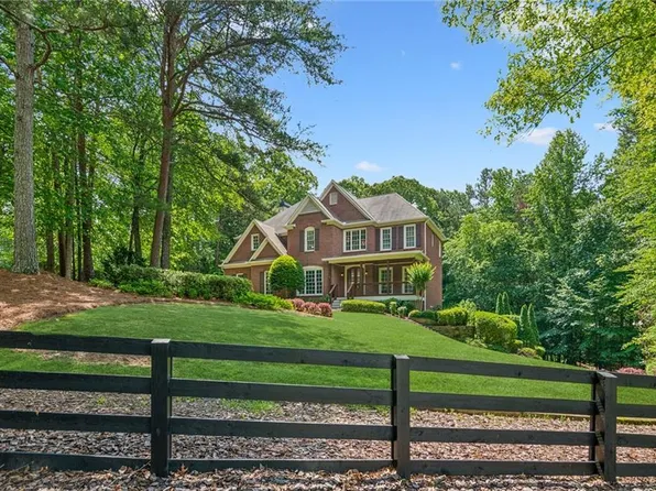 3410 Woodbury Creek Dr, Cumming, GA 30041