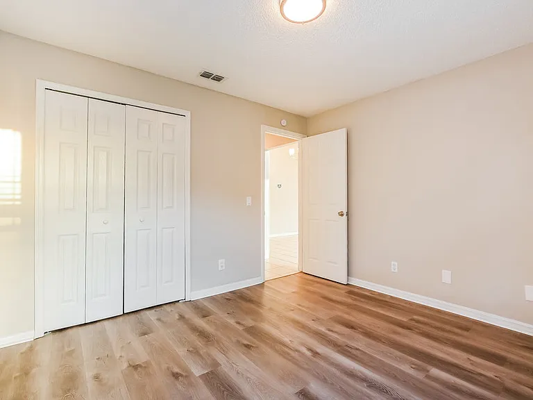 4732 Fort Bravo Ct — Photo 12