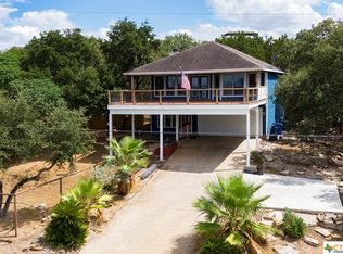 2720 Westview Dr, Canyon Lake, TX 78133