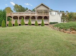 108 Inverness Dr, Waynesville, NC 28785