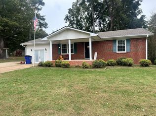 208 E Union St, Gleason, TN 38229