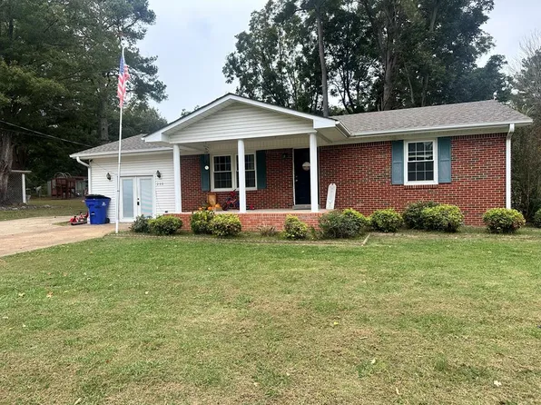 208 E Union St, Gleason, TN 38229
