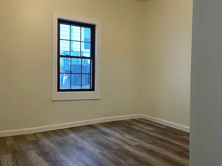 66 Green St — Photo 5