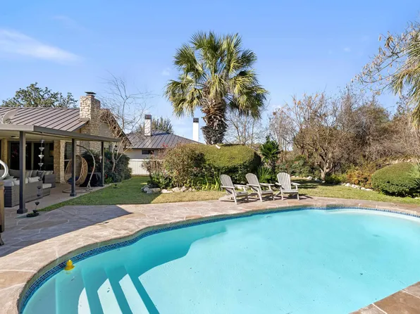 500 Rio, Horseshoe Bay, TX 78657