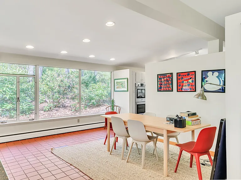 15 Trotting Horse Dr — Photo 8