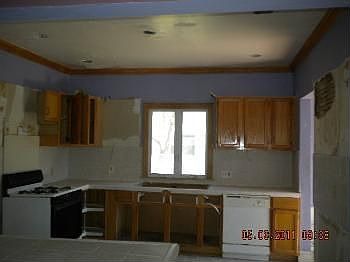 4th image of 1418 Oliver Ave N