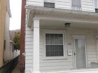 435 W Washington St, Slatington, PA 18080