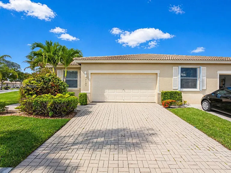 2151 Umbrella Cay — Photo 1