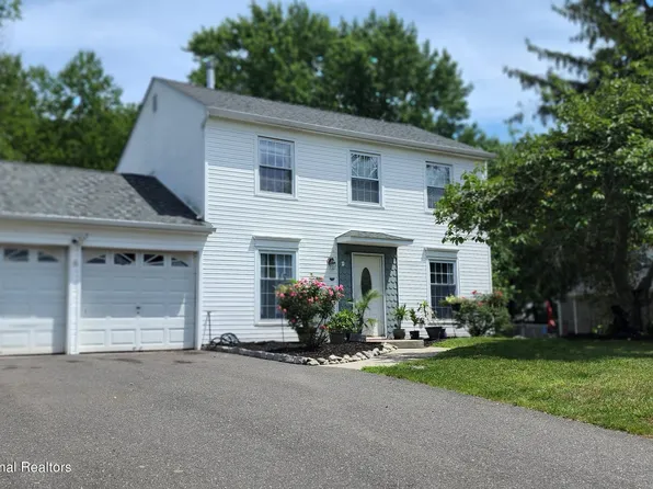 10 Highland Drive, Barnegat, NJ 08005