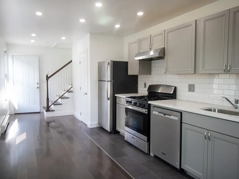 78 West St #2A — Photo 1