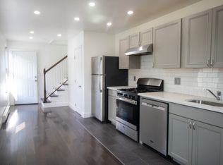 78 West St APT 2A, New London, CT 06320
