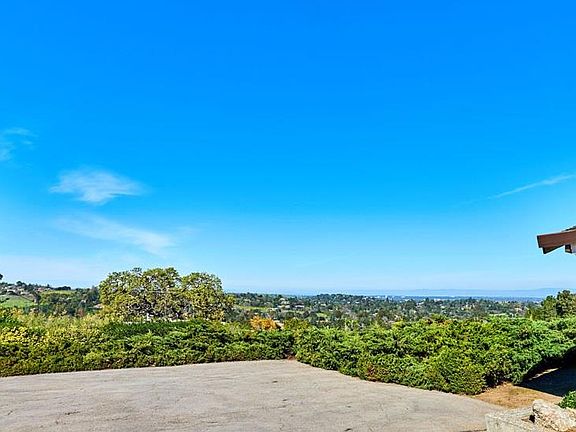2nd image of 25108 La Loma Dr