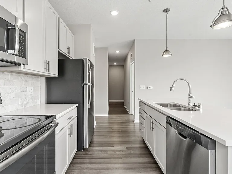 Serene Apartments — Photo 24