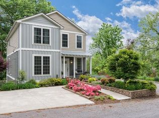 77 Saint Dunstans Cir, Asheville, NC 28803