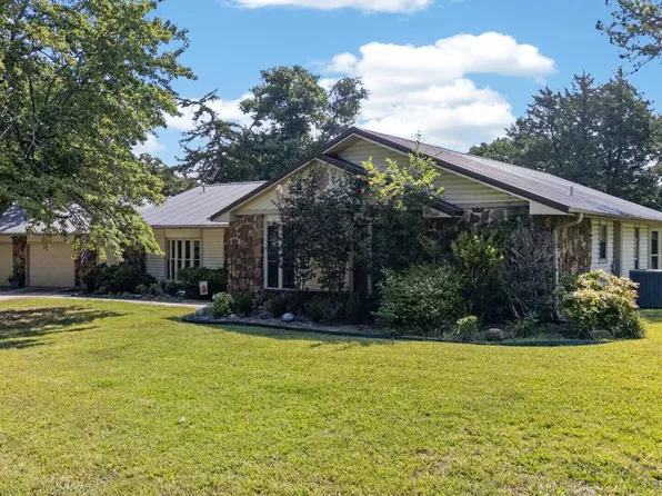 28862 Monks Dr, Poteau, OK 74953