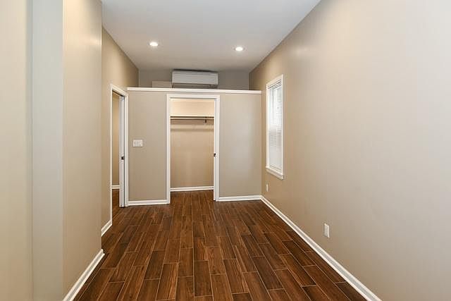Bedroom & closet