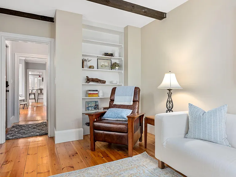 26 Beck St — Photo 13