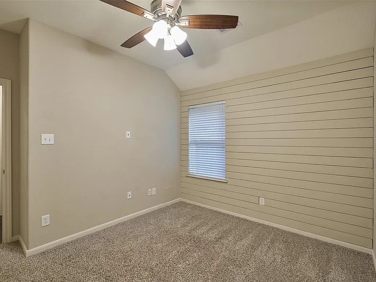 116 Fox Trail Rd — Photo 36