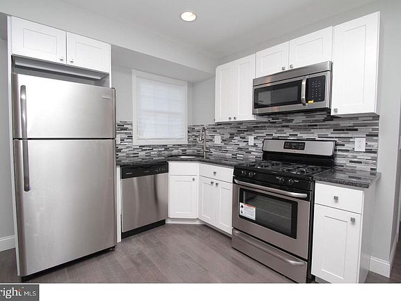 2nd image of 1014 E Moyamensing Ave