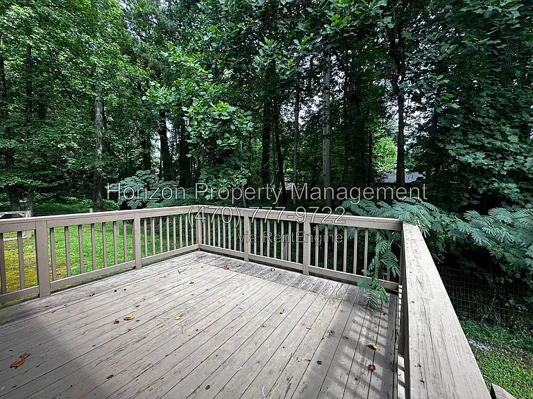 4014 White Oak Ct NW — Photo 17