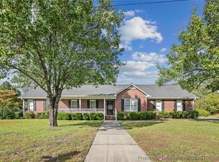 402 Concord Dr, Fayetteville, NC 28311