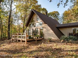 16277 Hughes Mountain Rd #4153, Winslow, AR 72959