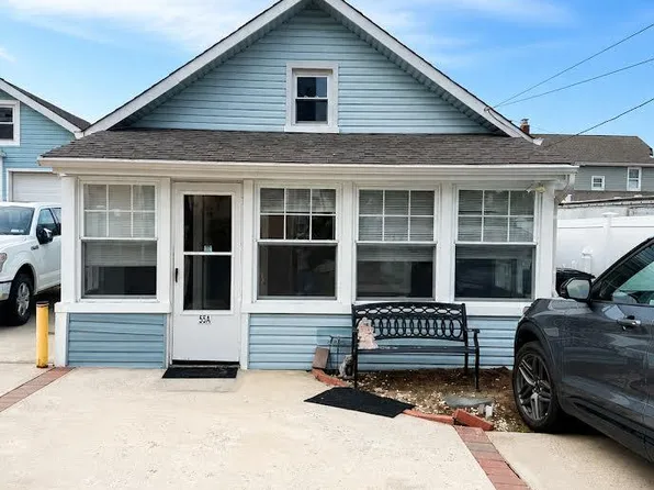 55A Prospect Ave, East Rockaway, NY 11518