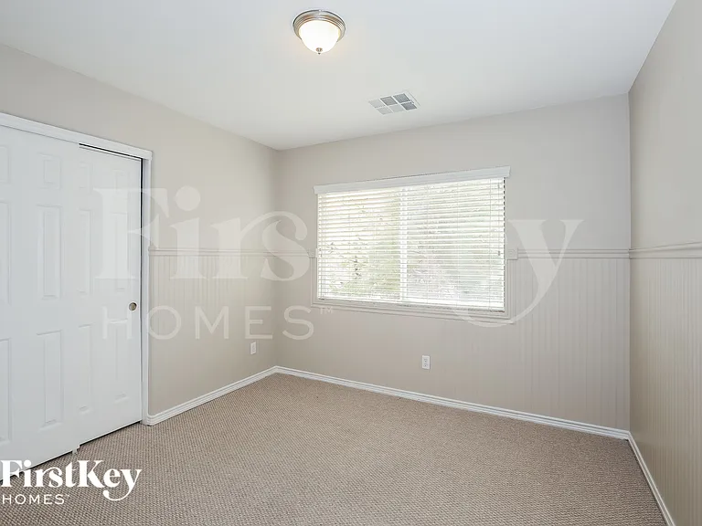 7340 Chesapeake Cove St — Photo 13
