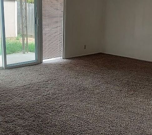 4th image of 2383 Shaffer Rd