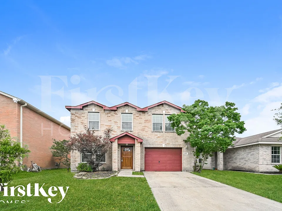 22811 Precious Pl
