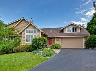 27851 W Lakeview Dr N, Lake Barrington, IL 60084