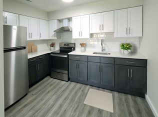 Edgewater Manor, Beverly, NJ 08010