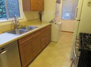 6141 Chabot Rd, Oakland, CA 94618