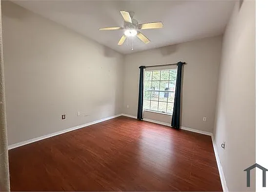 1206 Pendleton Dr — Photo 12