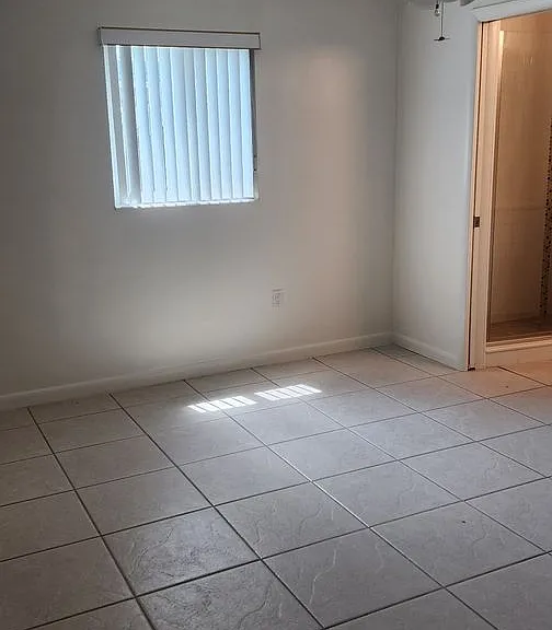 1550 W Central Ave — Photo 5