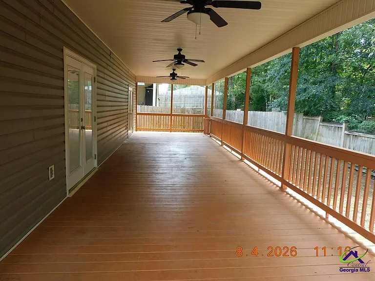 211 Lasso Dr — Photo 17