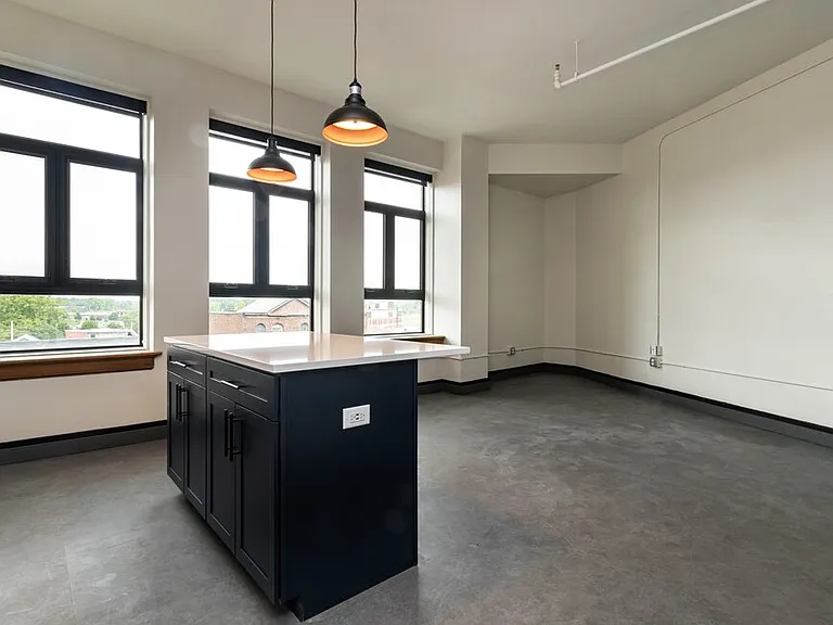 The Sullivan — Photo 13