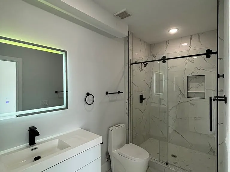 675 N 41st St #7 — Photo 13